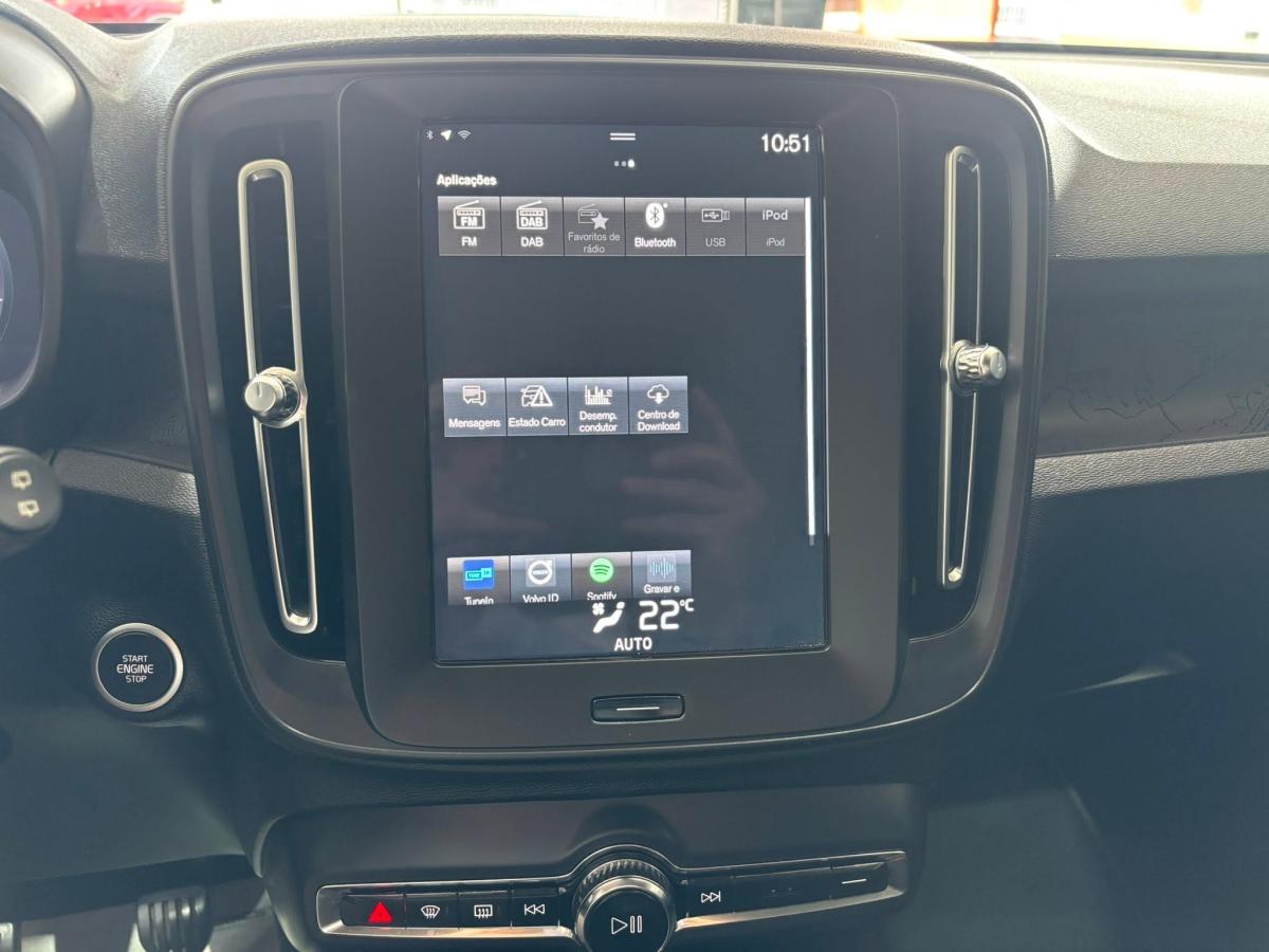 volvo-xc40-2022-gasolina-1477cc