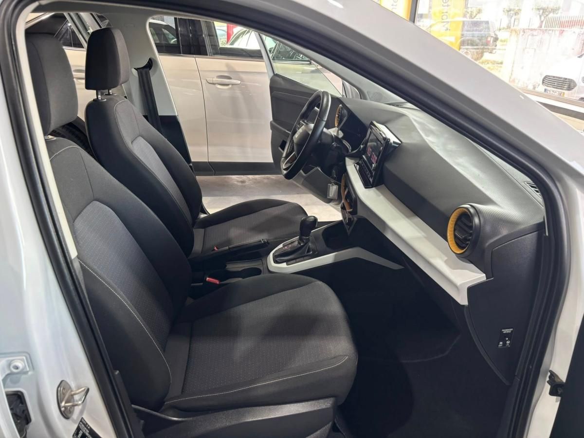 seat-arona-2024-gasolina-999cc