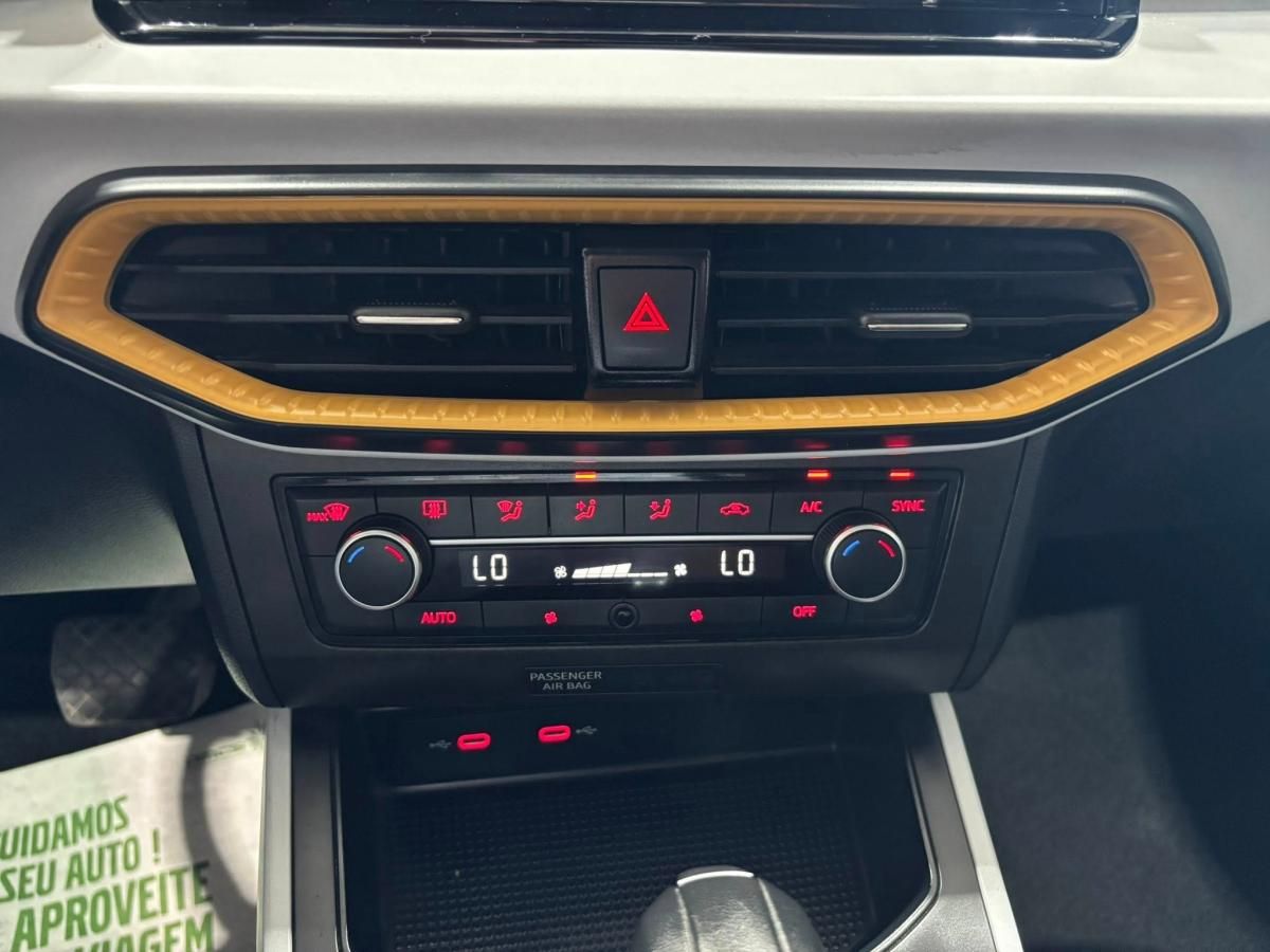 seat-arona-2024-gasolina-999cc