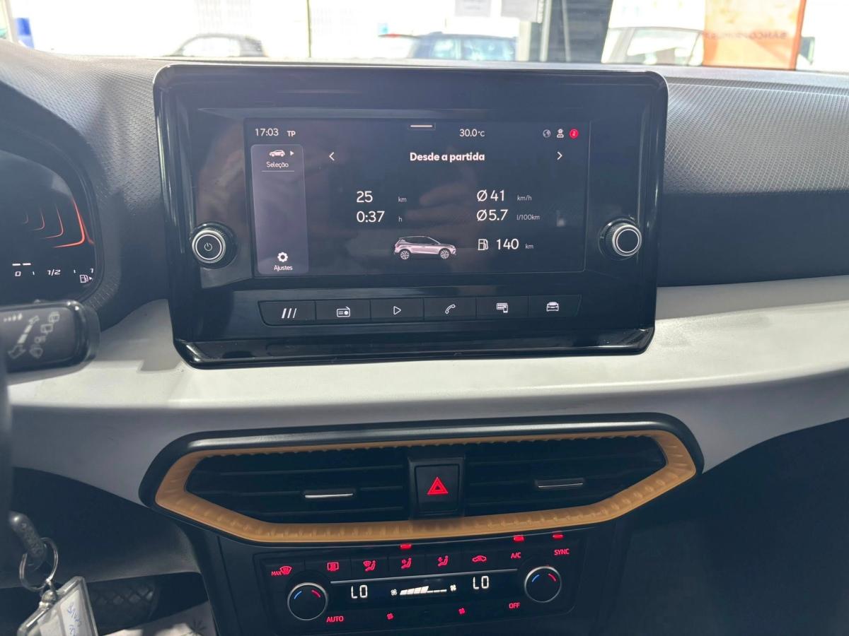 seat-arona-2024-gasolina-999cc