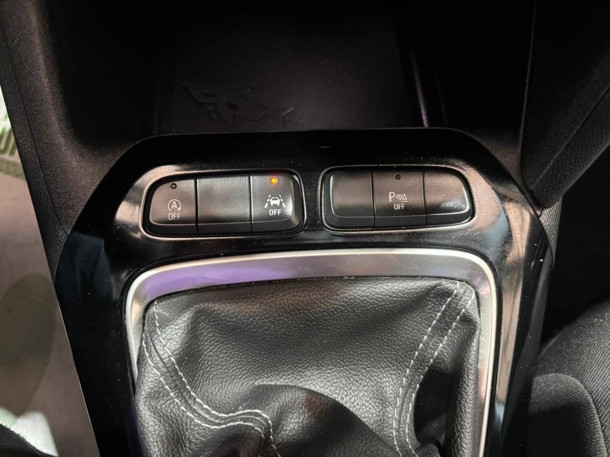 opel-corsa-2023-gasolina-1199cc