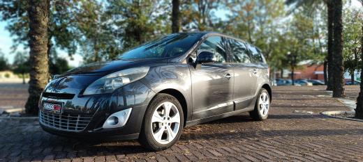 renault-grand-scenic-2012-diesel-1598cc