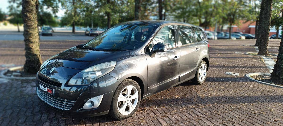 renault-grand-scenic-2012-diesel-1598cc