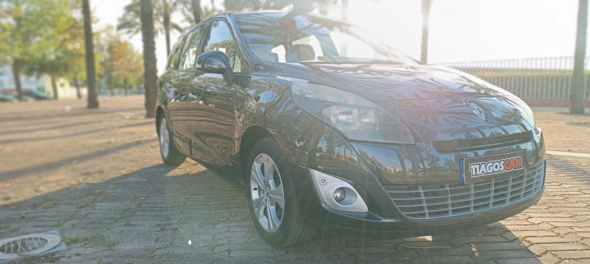 renault-grand-scenic-2012-diesel-1598cc