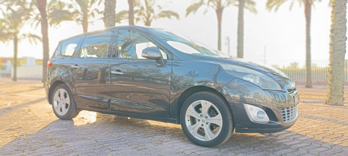 renault-grand-scenic-2012-diesel-1598cc