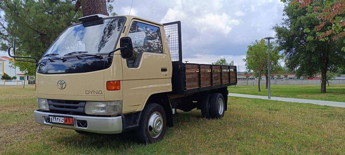 toyota-dyna-1998-diesel-2779cc