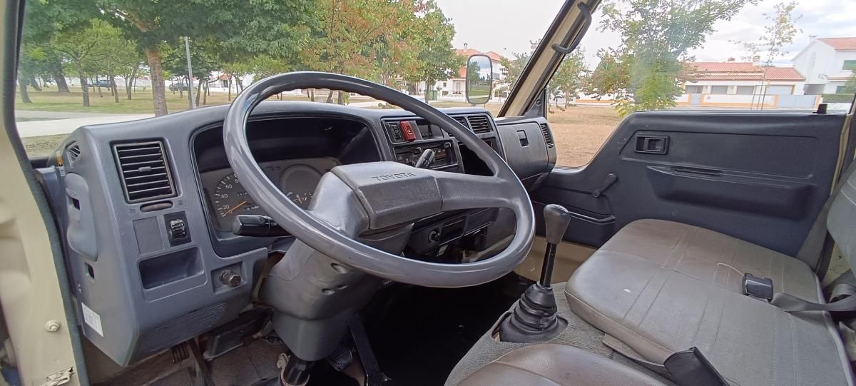 toyota-dyna-1998-diesel-2779cc