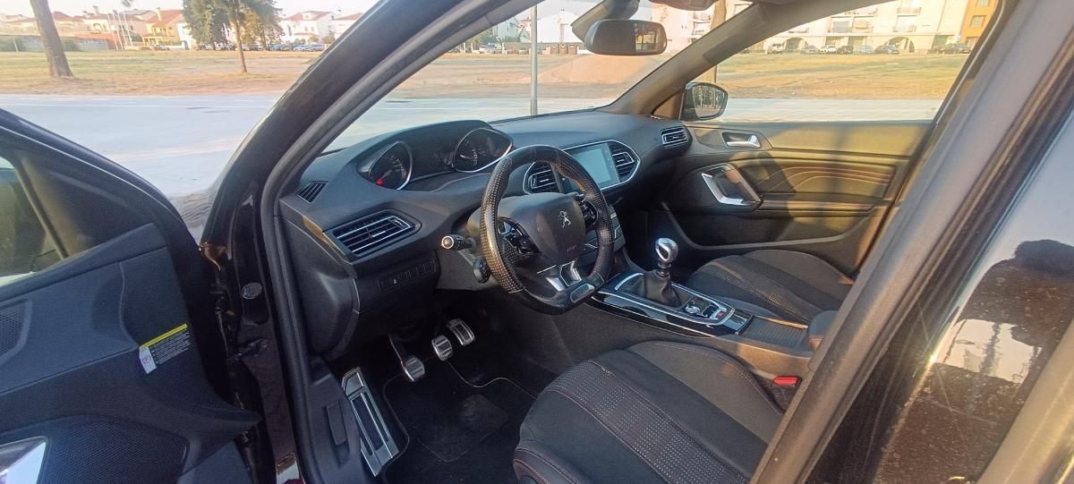peugeot-308-sw-2018-diesel-1499cc