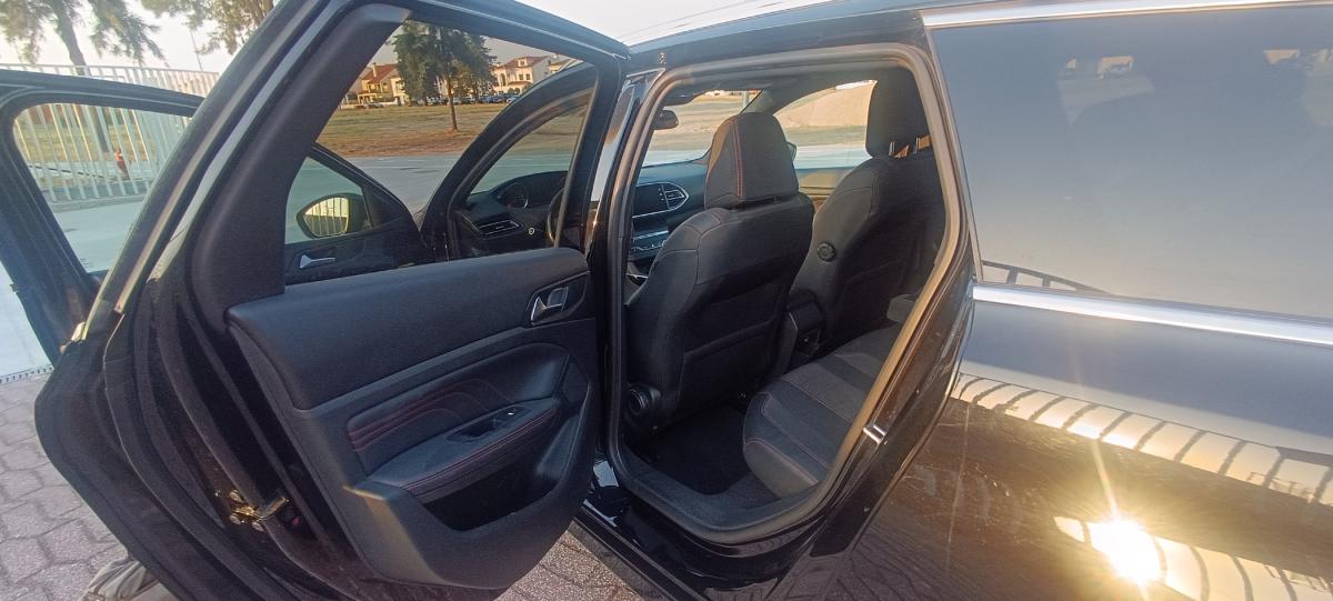 peugeot-308-sw-2018-diesel-1499cc