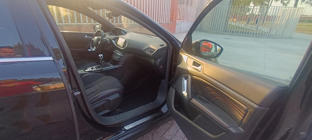 peugeot-308-sw-2018-diesel-1499cc