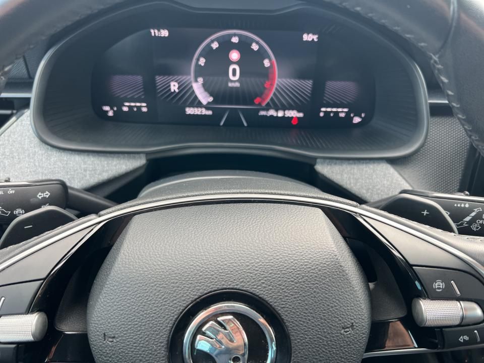 skoda-scala-2024-gasolina-999cc