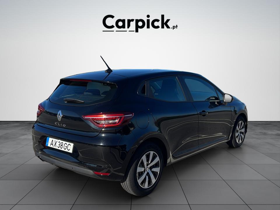 renault-clio-2023-diesel-1461cc