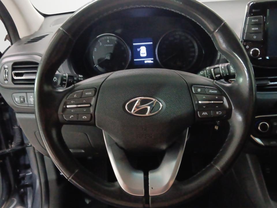 hyundai-i30-2021-gasolina-998cc