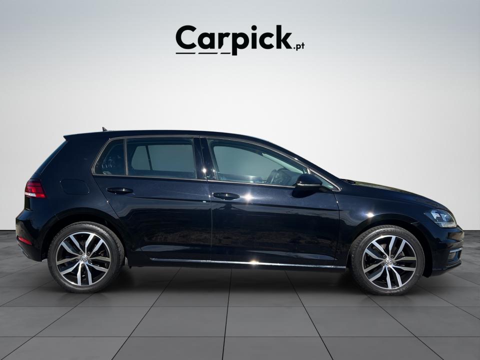 volkswagen-golf-2018-diesel-1598cc