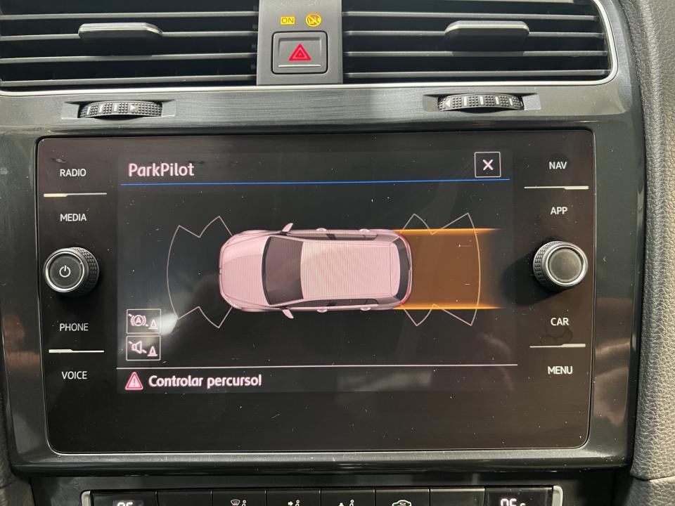 volkswagen-golf-2018-diesel-1598cc