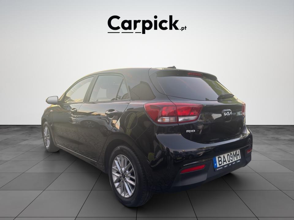 kia-rio-2023-gasolina-1197cc