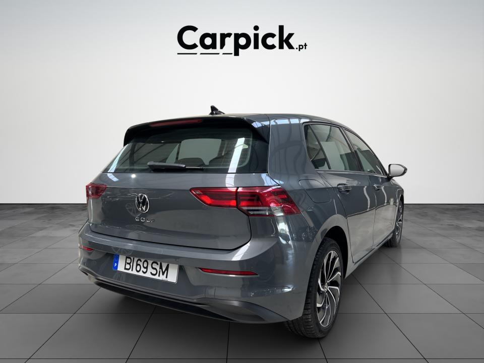 volkswagen-golf-2024-gasolina-999cc