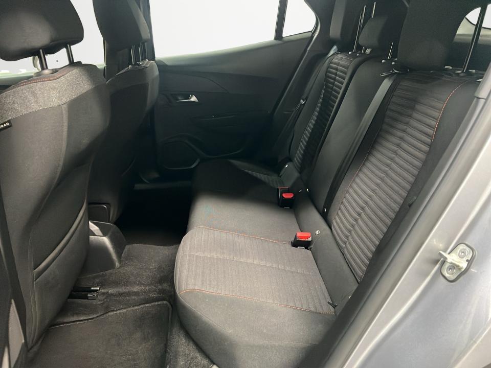 peugeot-2008-2023-gasolina-1199cc