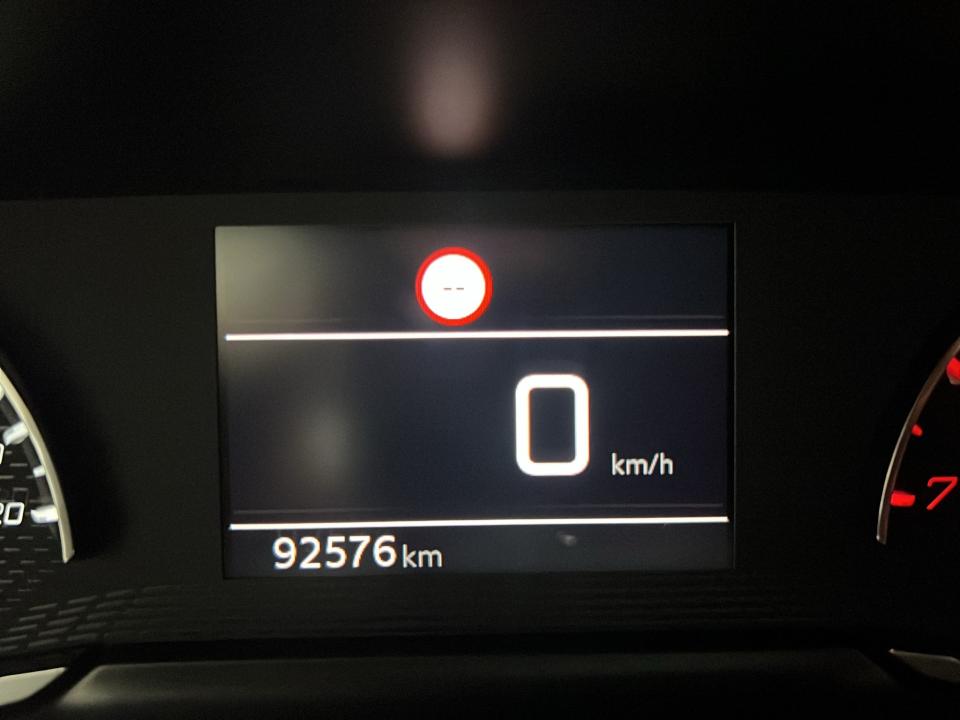 peugeot-2008-2023-gasolina-1199cc