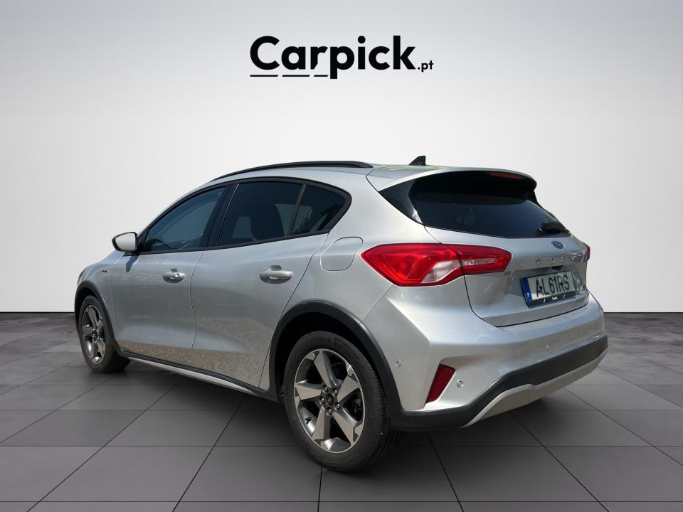 ford-focus-2021-hibrido-998cc