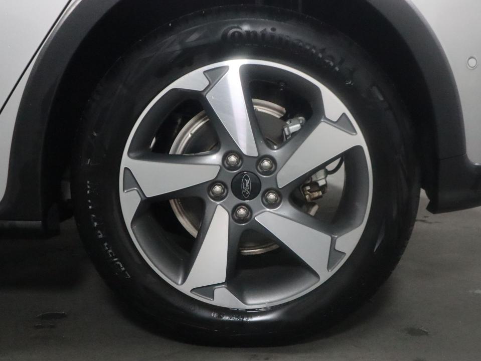 ford-focus-2021-hibrido-998cc