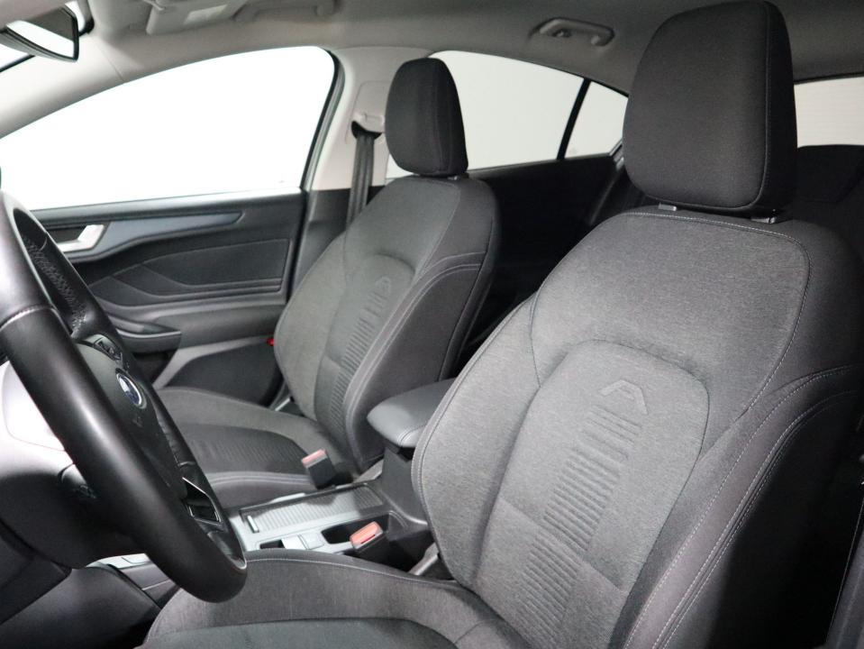 ford-focus-2021-hibrido-998cc