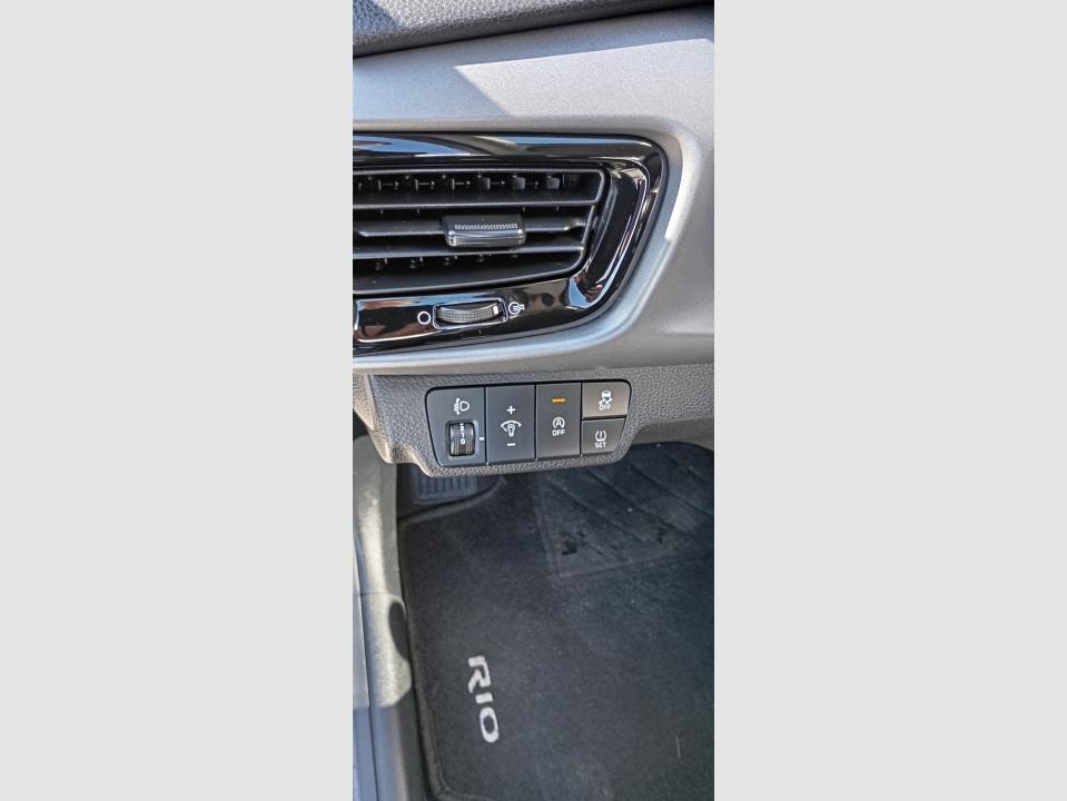 kia-rio-2022-gasolina-998cc