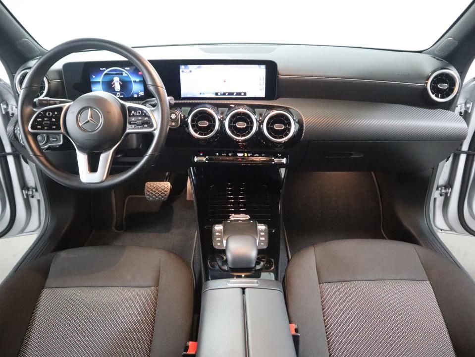 mercedes-benz-cla-2022-diesel-1950cc