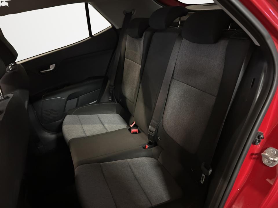 kia-stonic-2023-gasolina-1197cc