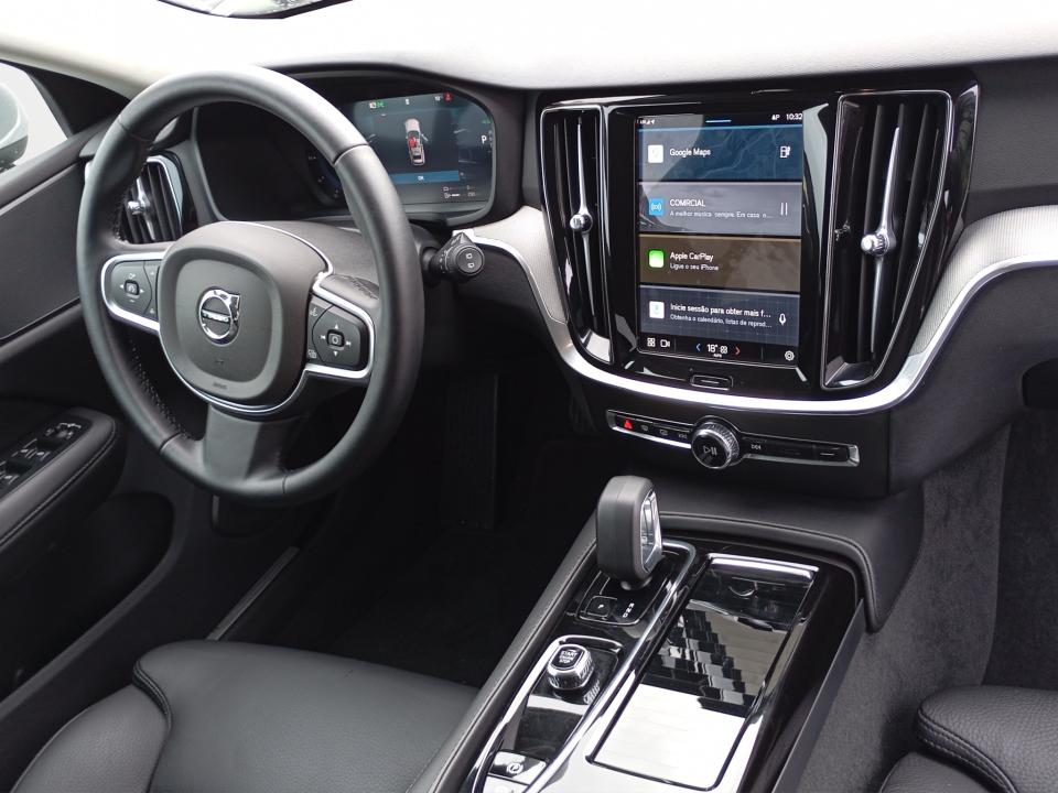 volvo-v60-2024-hibrido-1969cc