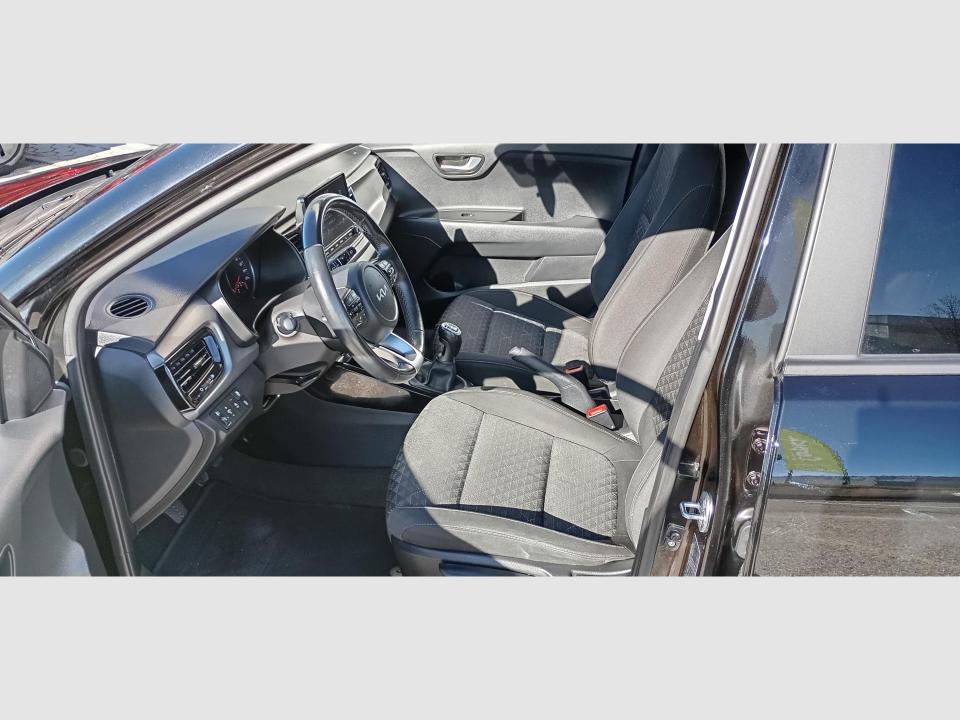 kia-rio-2022-gasolina-998cc