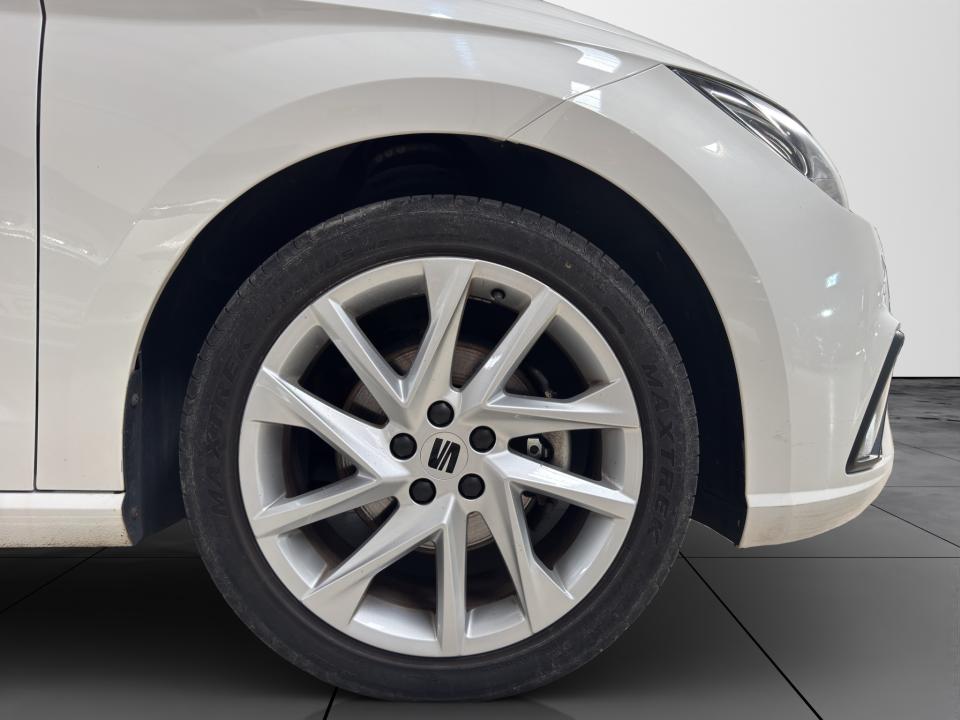 seat-ibiza-2023-gasolina-999cc