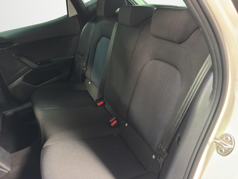 seat-ibiza-2023-gasolina-999cc