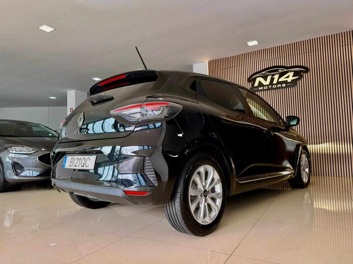 renault-clio-1-0-91cv-2024-gasolina-999cc
