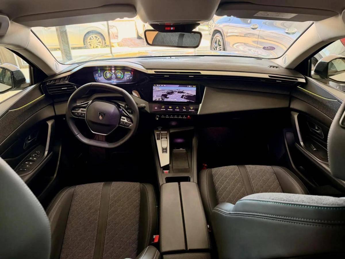 peugeot-408-2024-hibrido-a-gasolina-1598cc