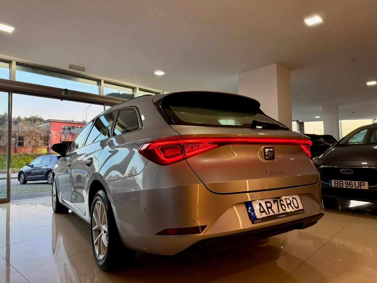 seat-leon-2-0-tdi-2022-diesel-1968cc