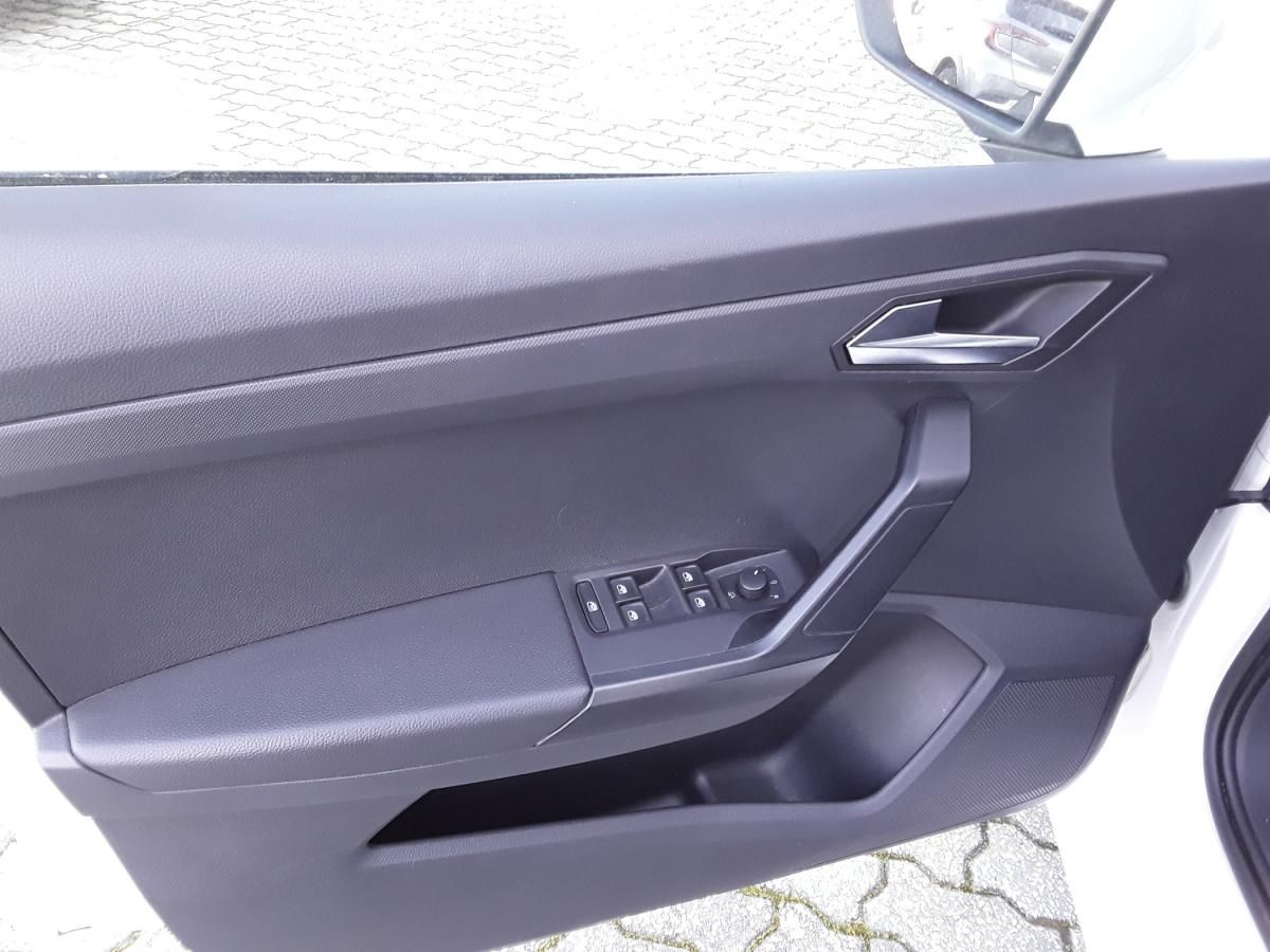 seat-ibiza-2023-gasolina-999cc