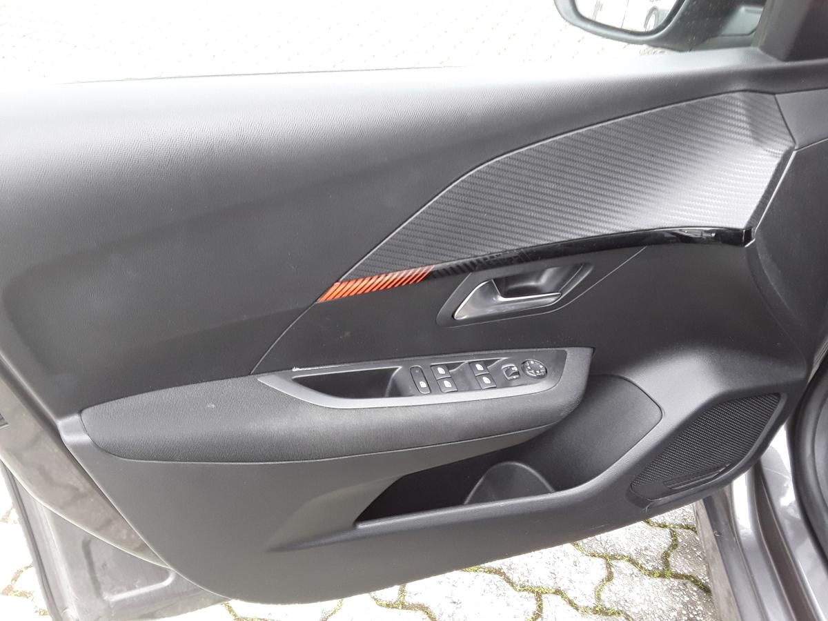 peugeot-208-2021-gasolina-1199cc