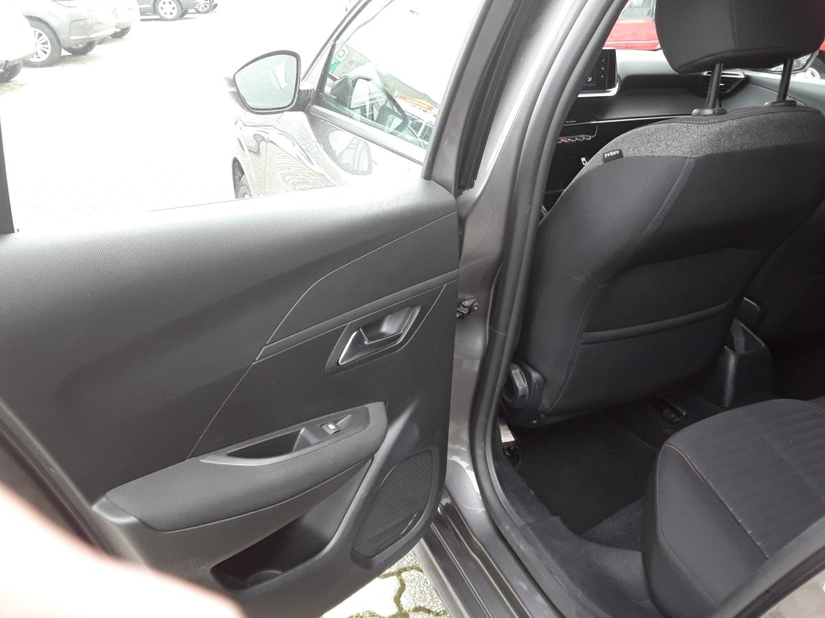 peugeot-208-2021-gasolina-1199cc