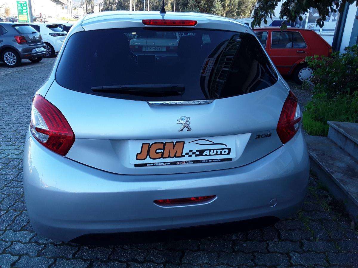 peugeot-208-2013-diesel-1398cc
