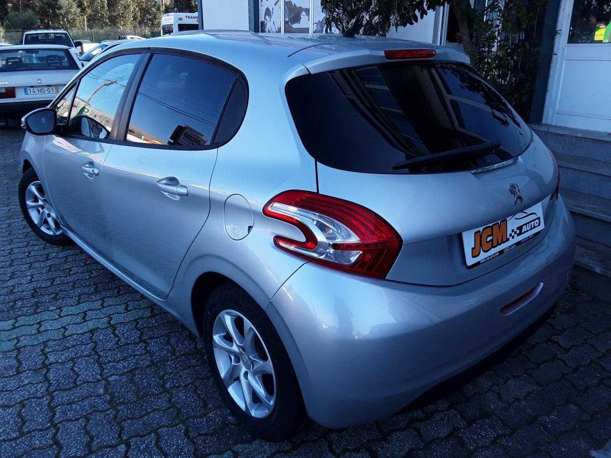 peugeot-208-2013-diesel-1398cc