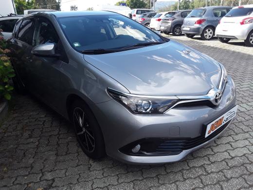 toyota-auris-2017-gasolina-1197cc