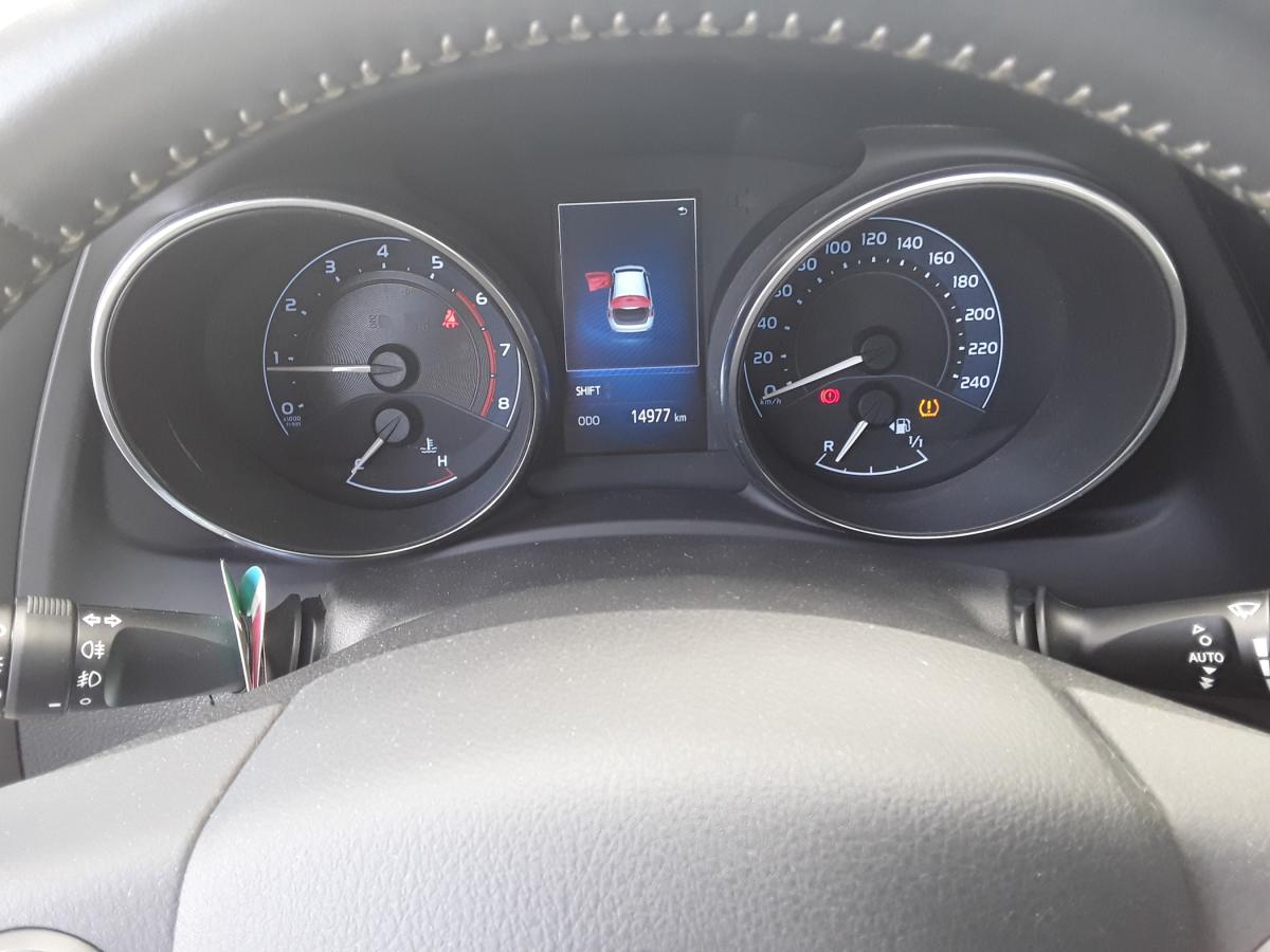 toyota-auris-2017-gasolina-1197cc