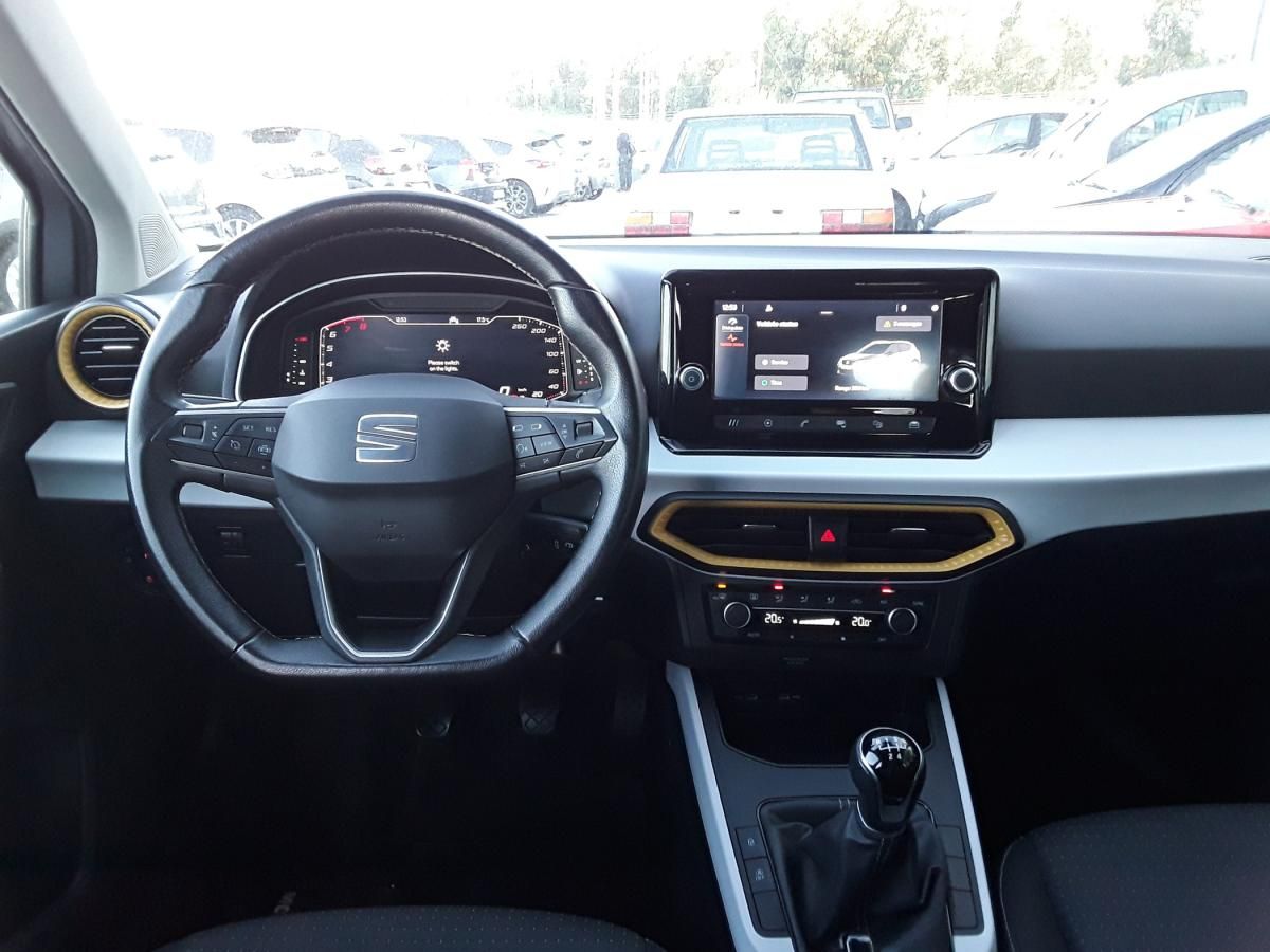 seat-arona-2023-gasolina-999cc