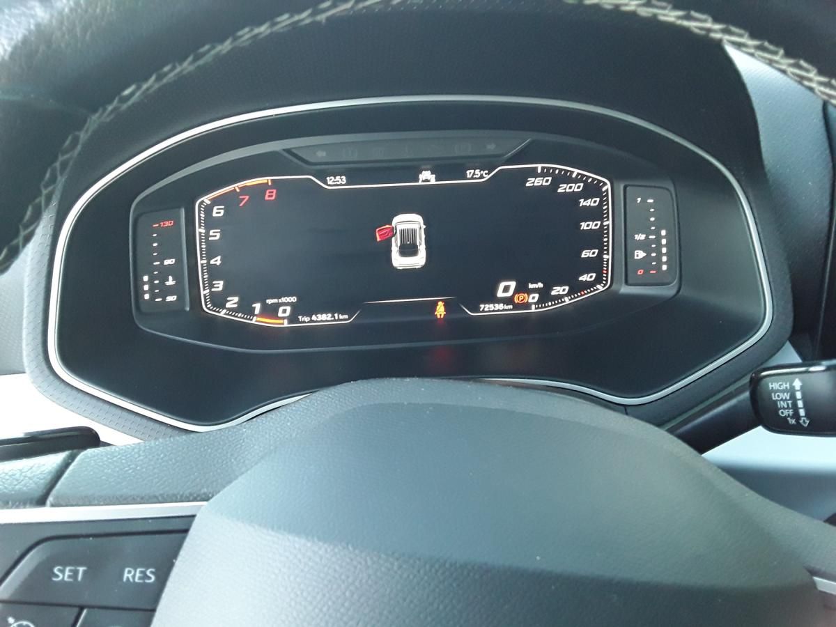 seat-arona-2023-gasolina-999cc