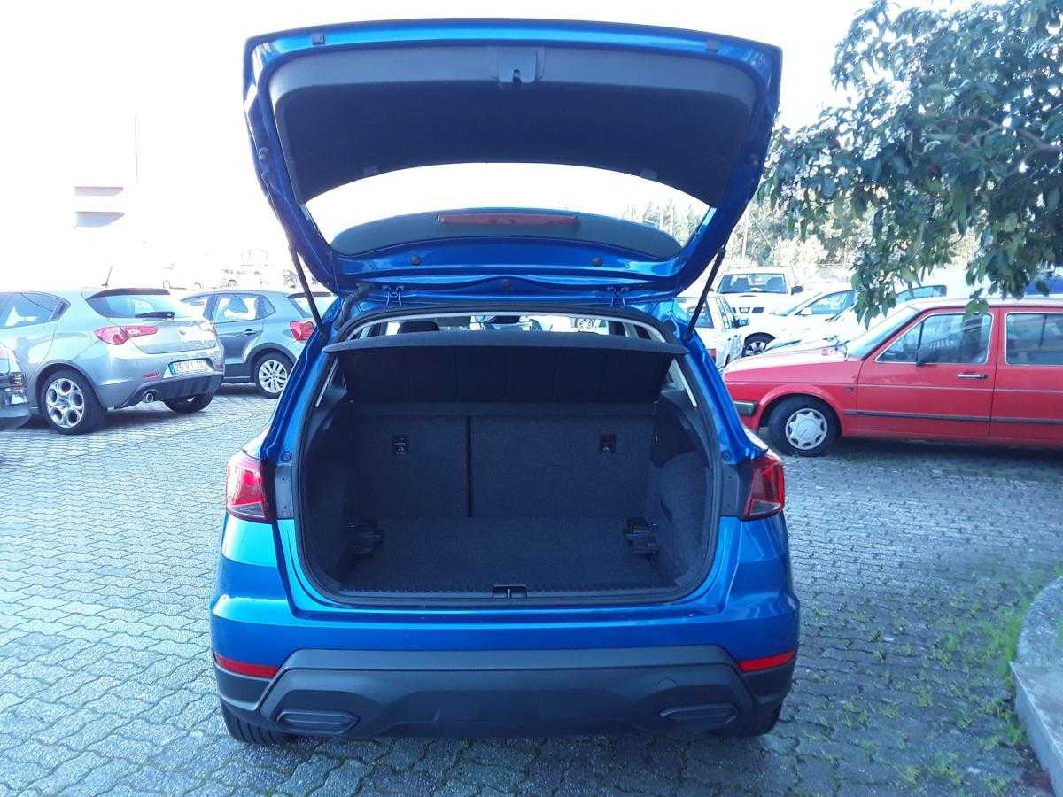 seat-arona-2023-gasolina-999cc