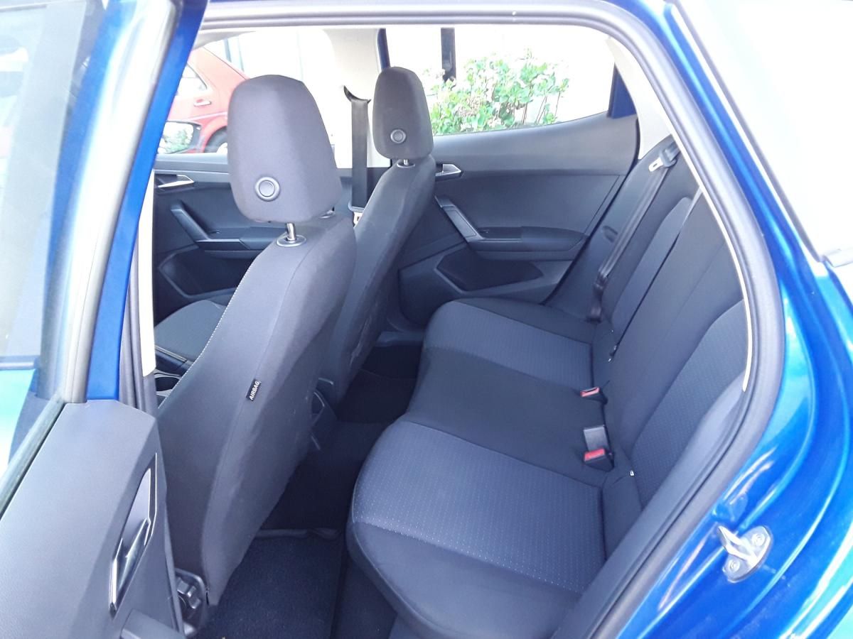 seat-arona-2023-gasolina-999cc