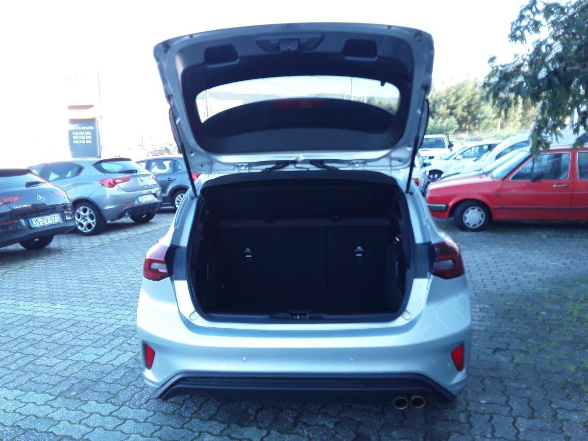 ford-focus-2023-gasolina-998cc