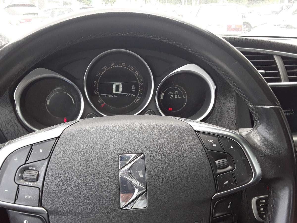 citroen-ds4-2011-diesel-1560cc
