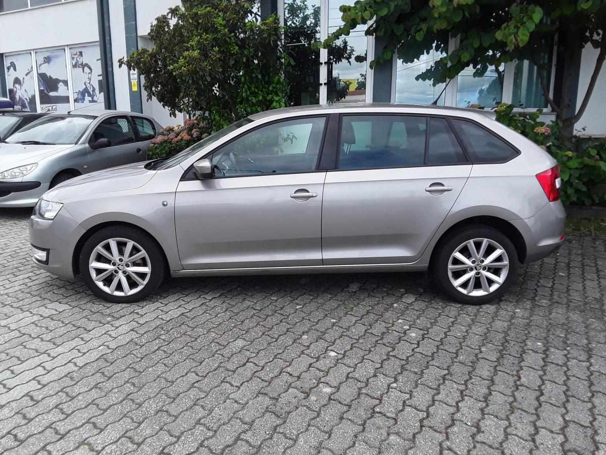 skoda-rapid-spaceback-2015-diesel-1598cc